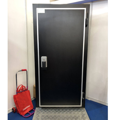 Walk in freezer cold storage room standard sliding doors manufacturer